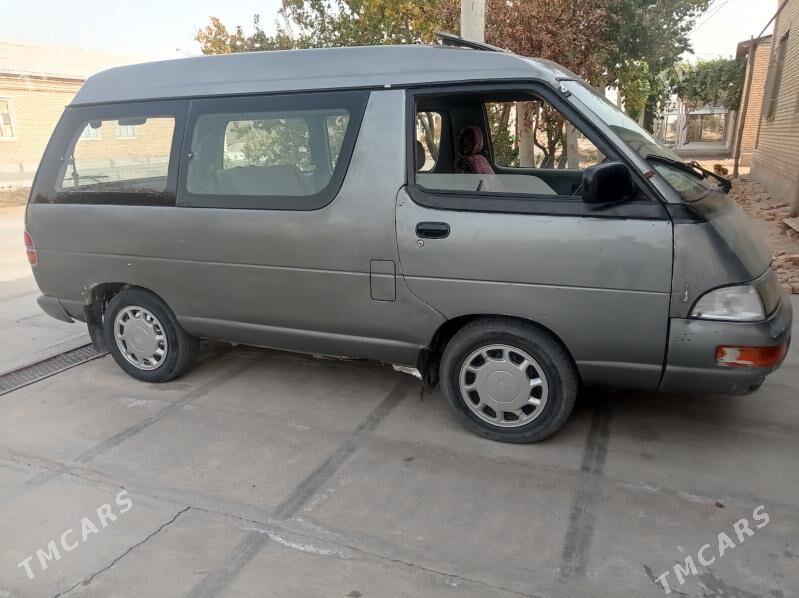 Toyota Town Ace 1993 - 25 000 TMT - Saýat - img 4