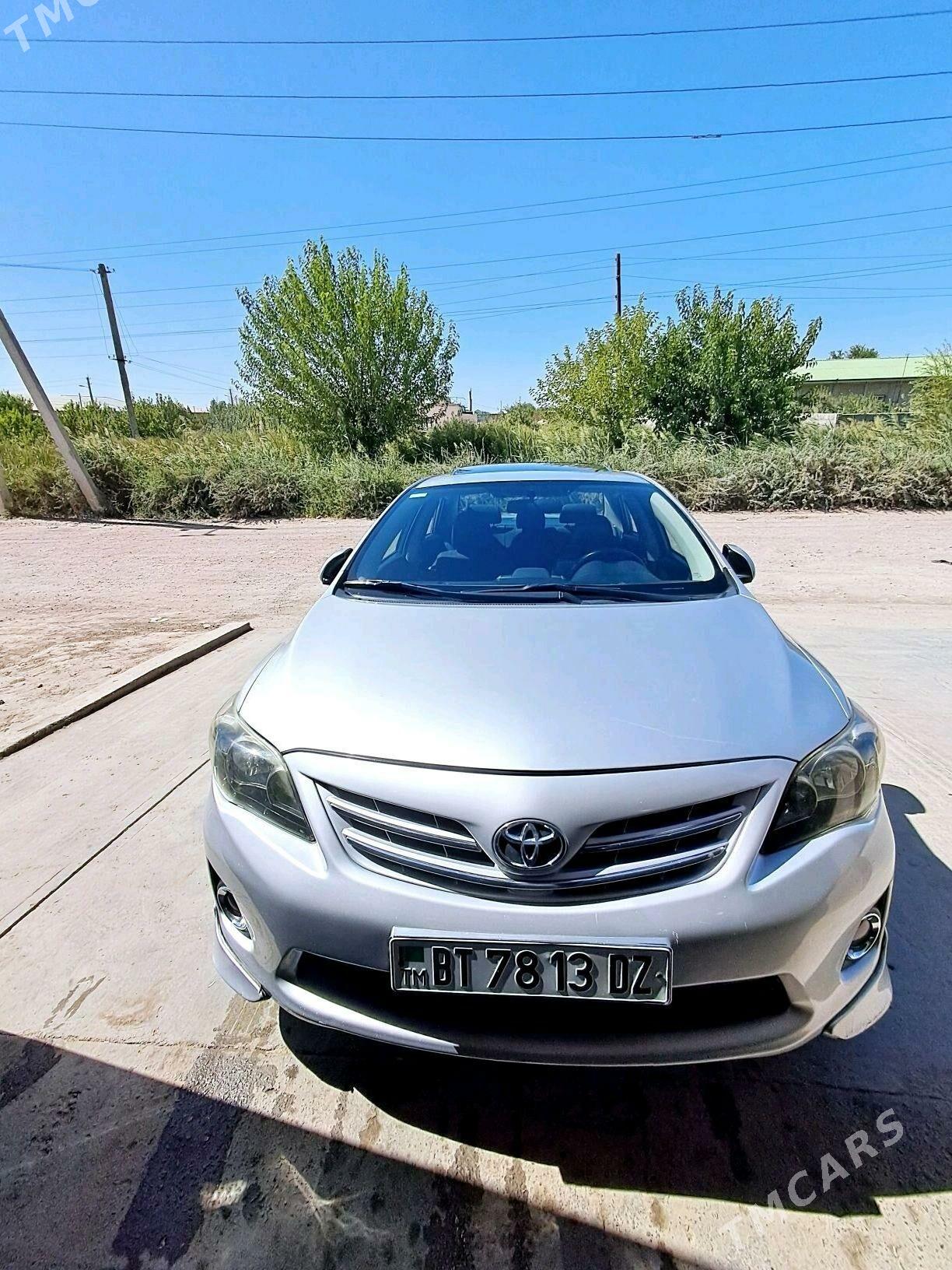 Toyota Corolla 2013 - 180 000 TMT - Дашогуз - img 6