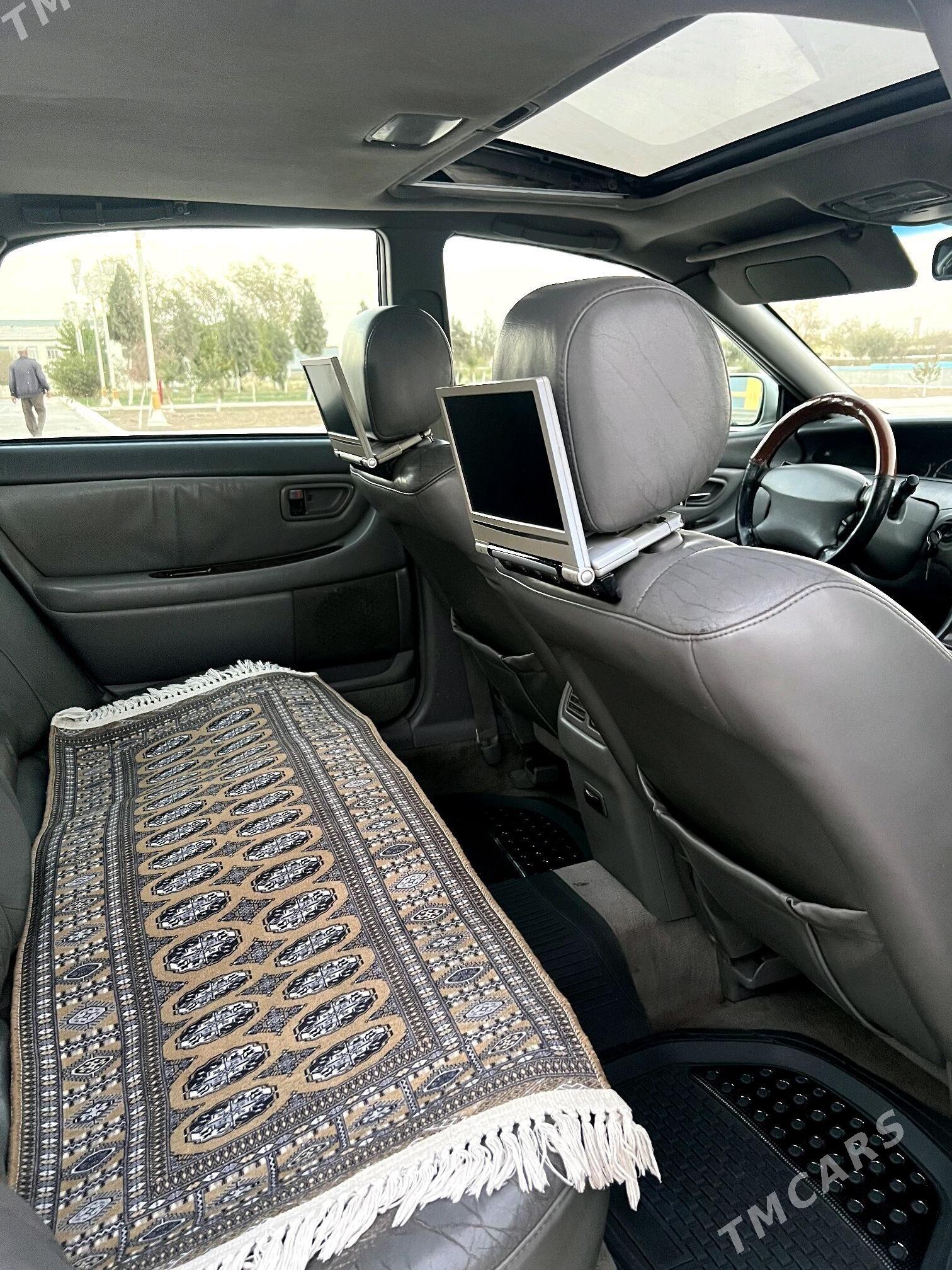 Toyota Avalon 2000 - 154 000 TMT - Теджен - img 8