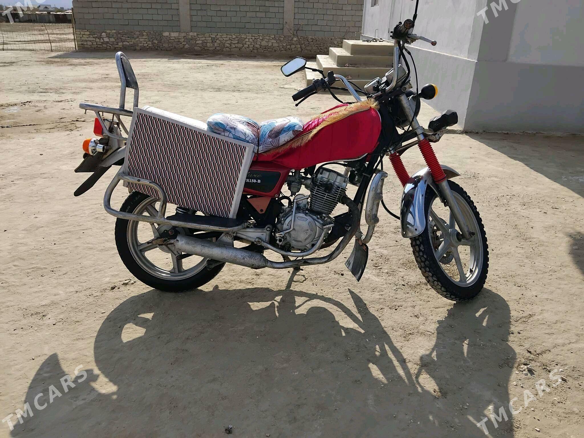 Fekon FK150-8G 2010 - 11 000 TMT - Этрек - img 3