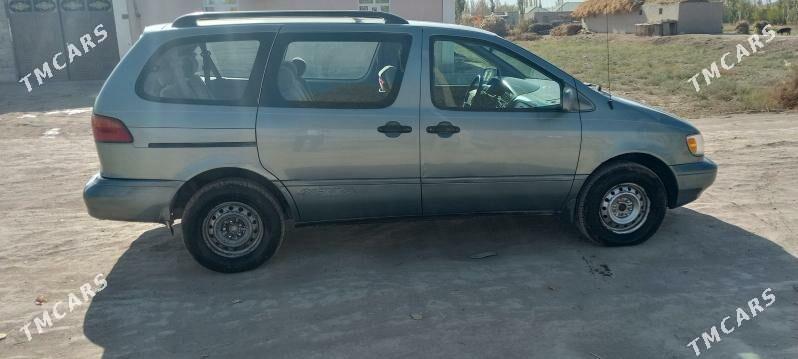Toyota Sienna 1999 - 160 000 TMT - Gurbansoltan Eje - img 2