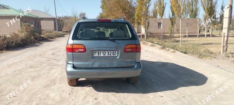 Toyota Sienna 1999 - 160 000 TMT - Gurbansoltan Eje - img 3