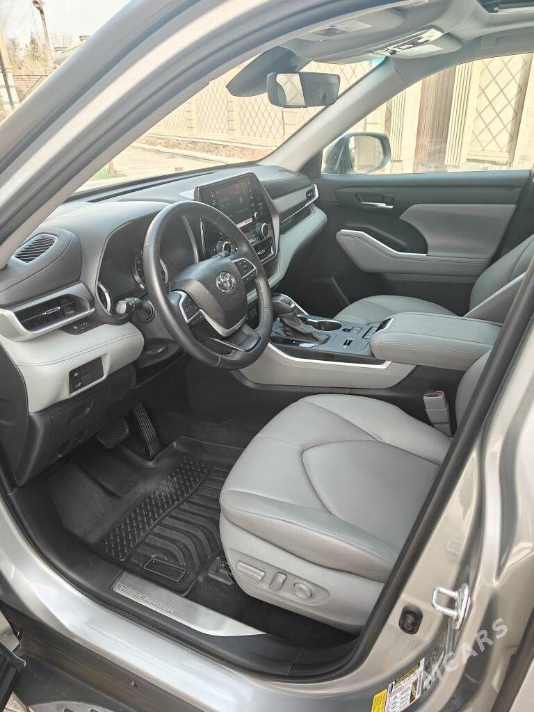 Toyota Highlander 2022 - 560 000 TMT - Туркменабат - img 1