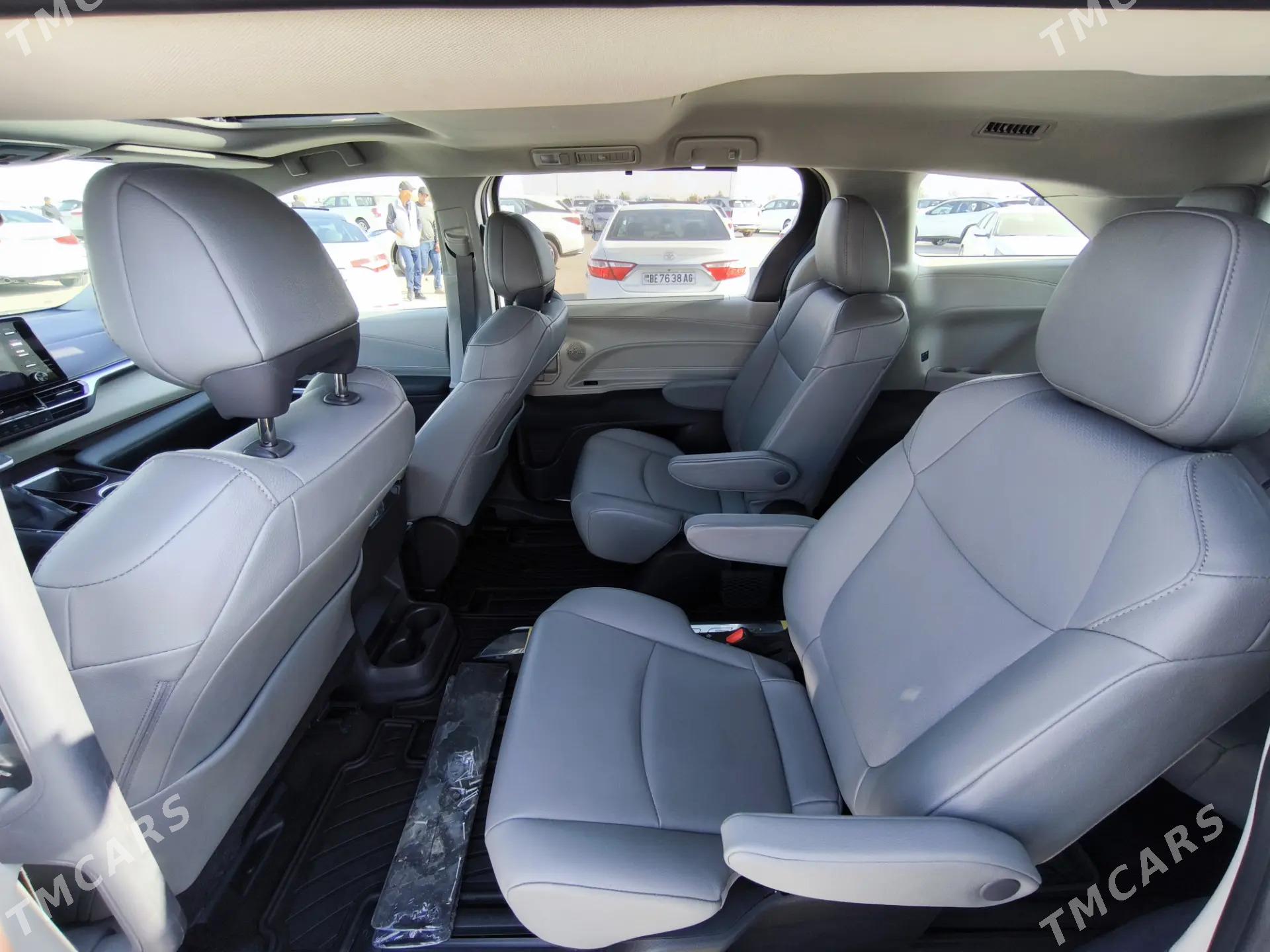 Toyota Sienna 2022 - 510 000 TMT - Aşgabat - img 4