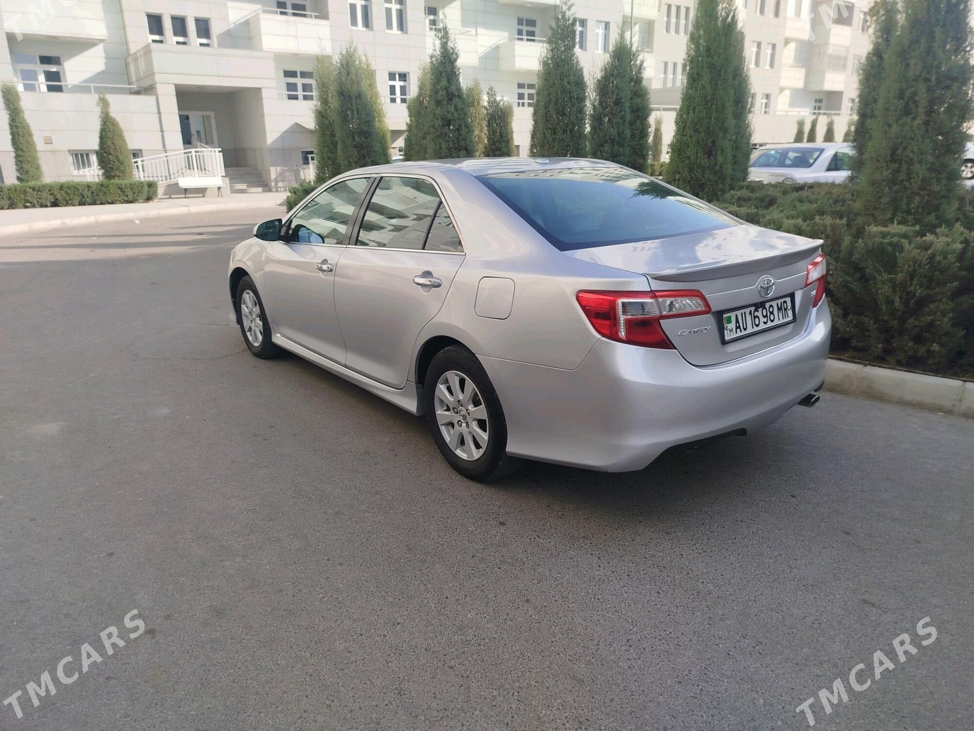 Toyota Camry 2011 - 195 000 TMT - Мары - img 4