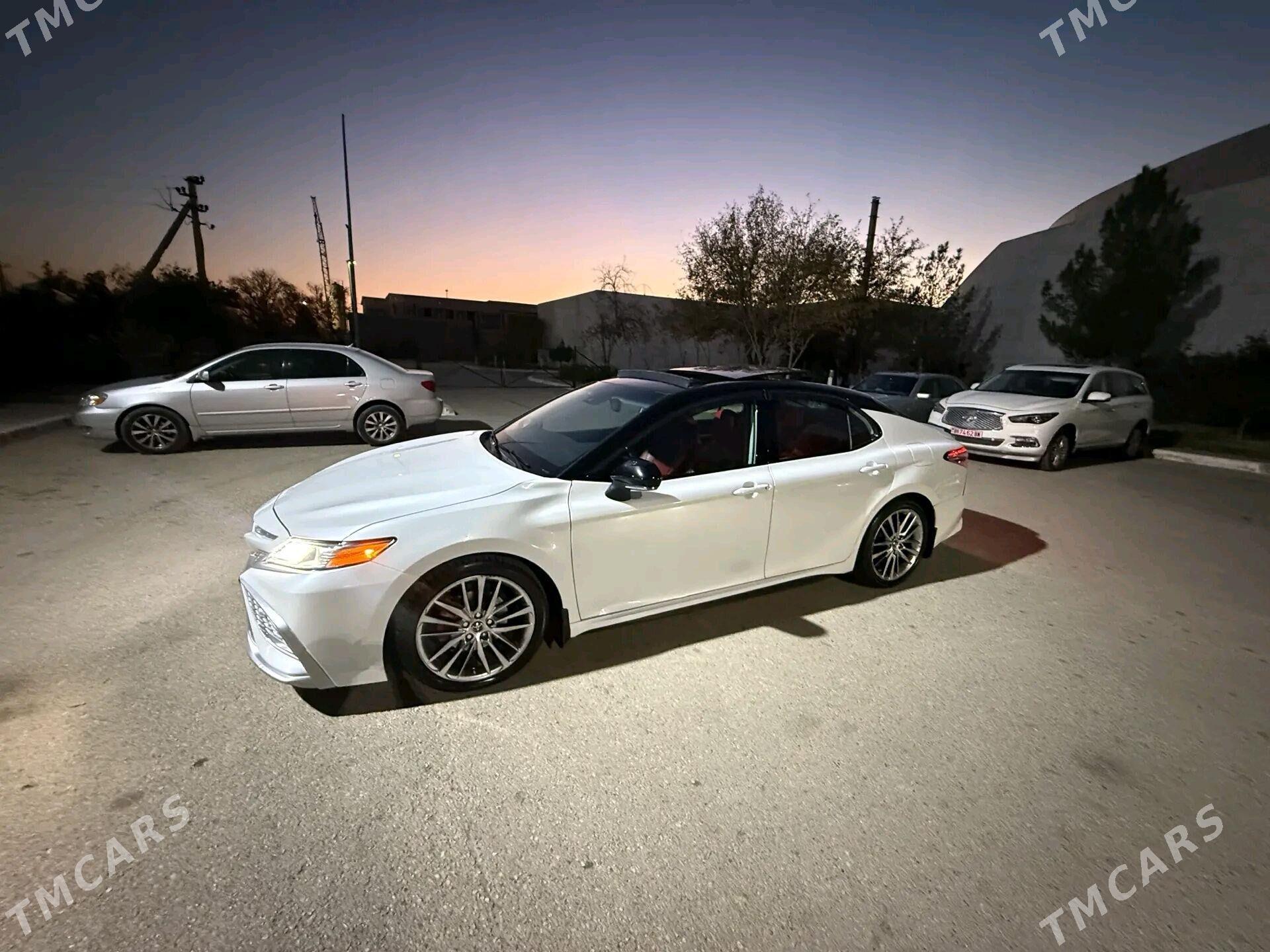 Toyota Camry 2020 - 390 000 TMT - Балканабат - img 1