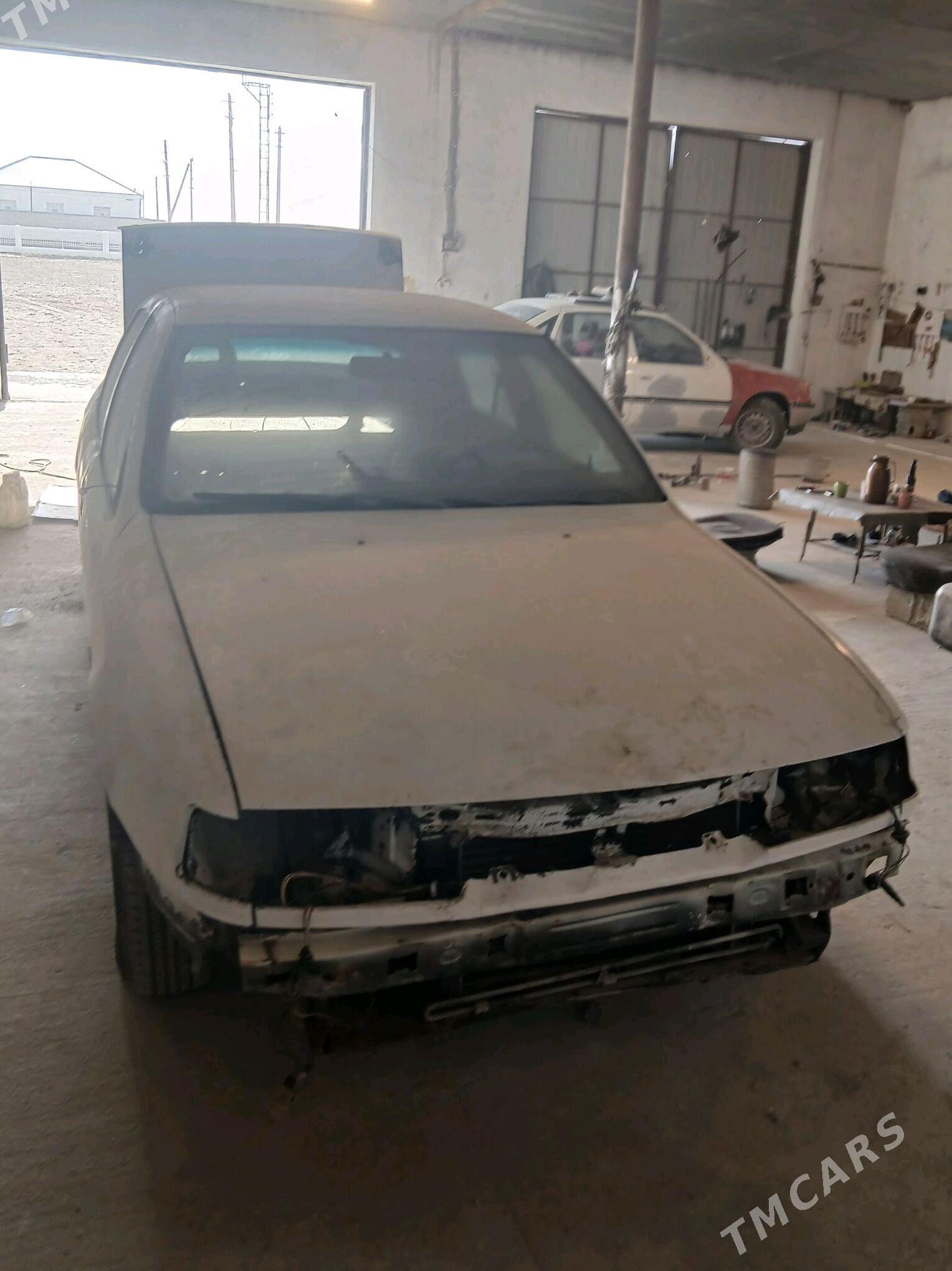 Opel Vectra 1990 - 20 000 TMT - Бахарден - img 2