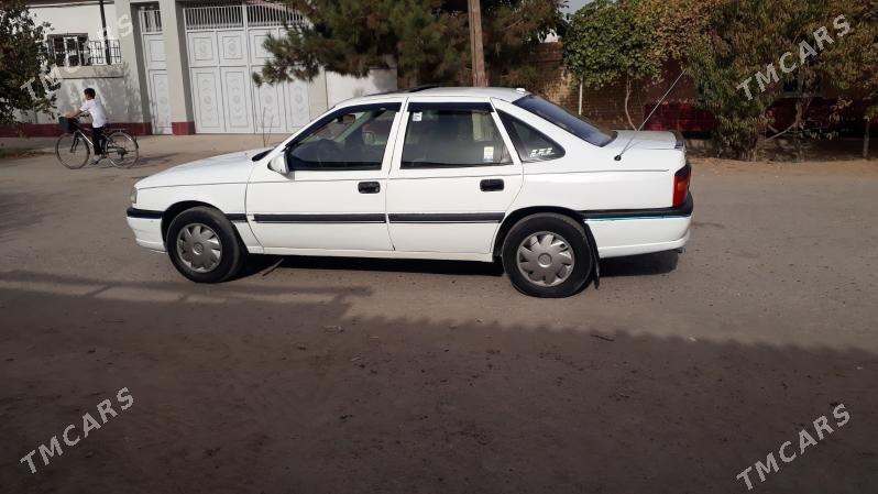 Opel Vectra 1992 - 30 000 TMT - Саят - img 3