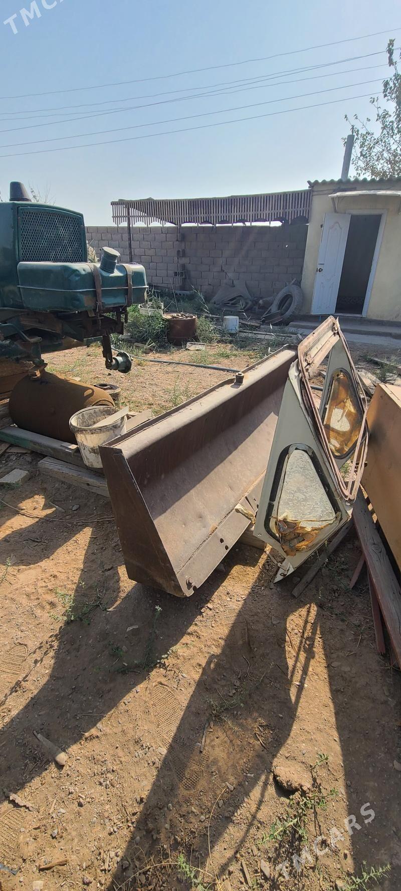 Belarus 550 1999 - 50 000 TMT - Tejen - img 4