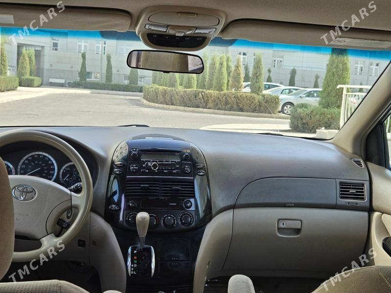Toyota Sienna 2004 - 245 000 TMT - Мары - img 5