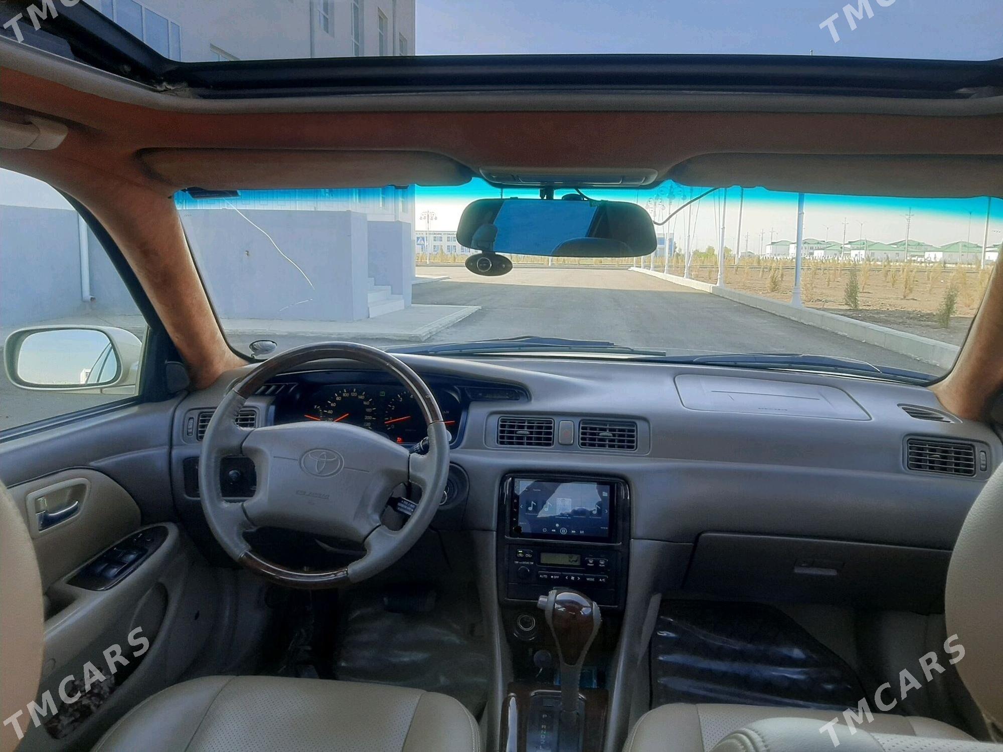 Toyota Camry 2001 - 190 000 TMT - Köneürgenç - img 5