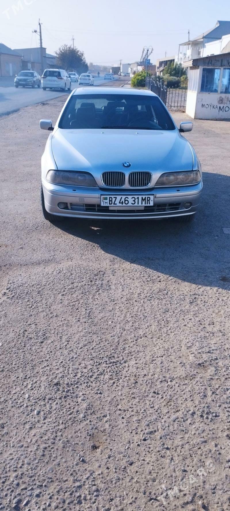 BMW E39 2002 - 75 000 TMT - Мары - img 4
