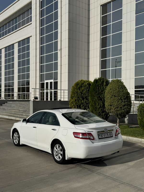 Toyota Camry 2010 - 179 000 TMT - Ашхабад - img 3