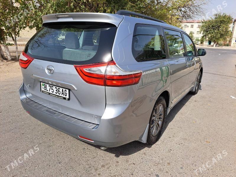 Toyota Sienna 2016 - 355 000 TMT - Aşgabat - img 5