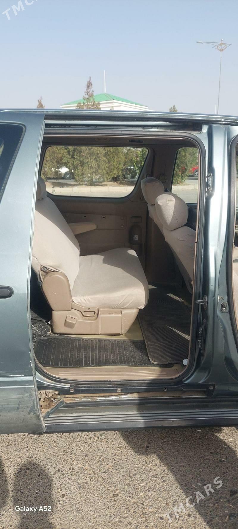 Toyota Sienna 1999 - 125 000 TMT - Daşoguz - img 6