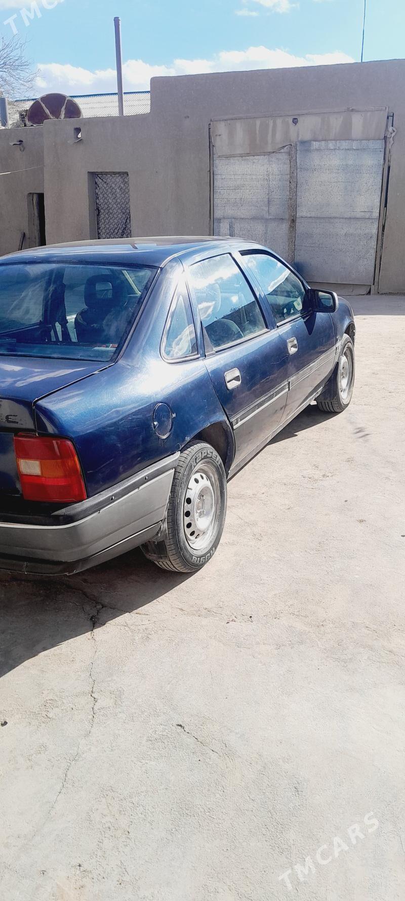 Opel Vectra 1991 - 26 000 TMT - етр. Туркменбаши - img 2