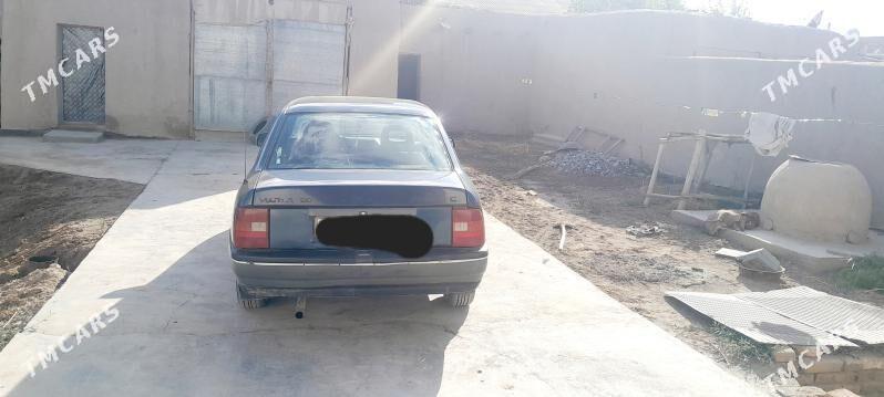 Opel Vectra 1991 - 26 000 TMT - етр. Туркменбаши - img 4