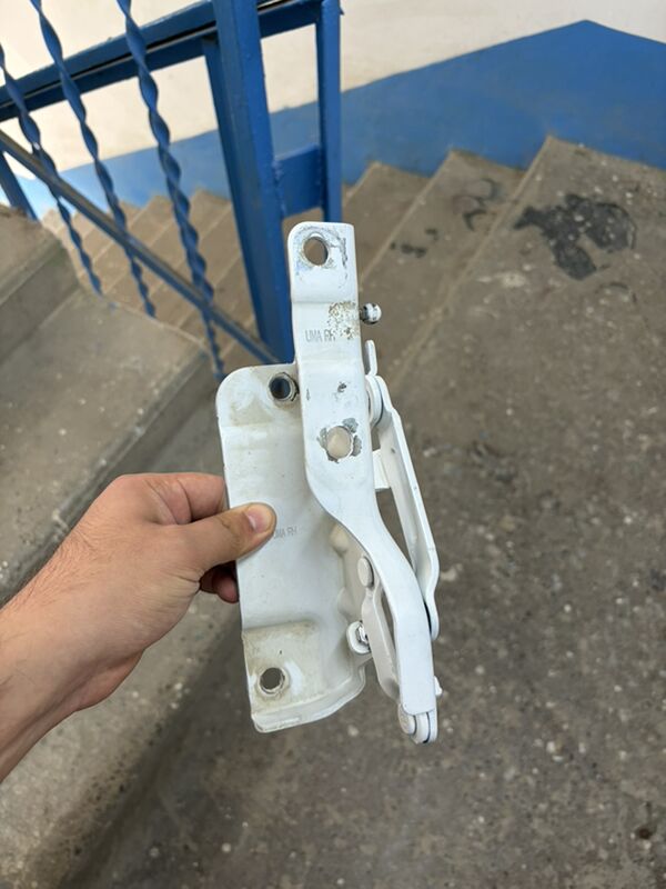 Kapot Petle kia sorento 800 TMT - Ашхабад - img 4