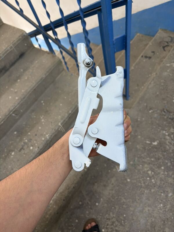 Kapot Petle kia sorento 800 TMT - Ашхабад - img 1