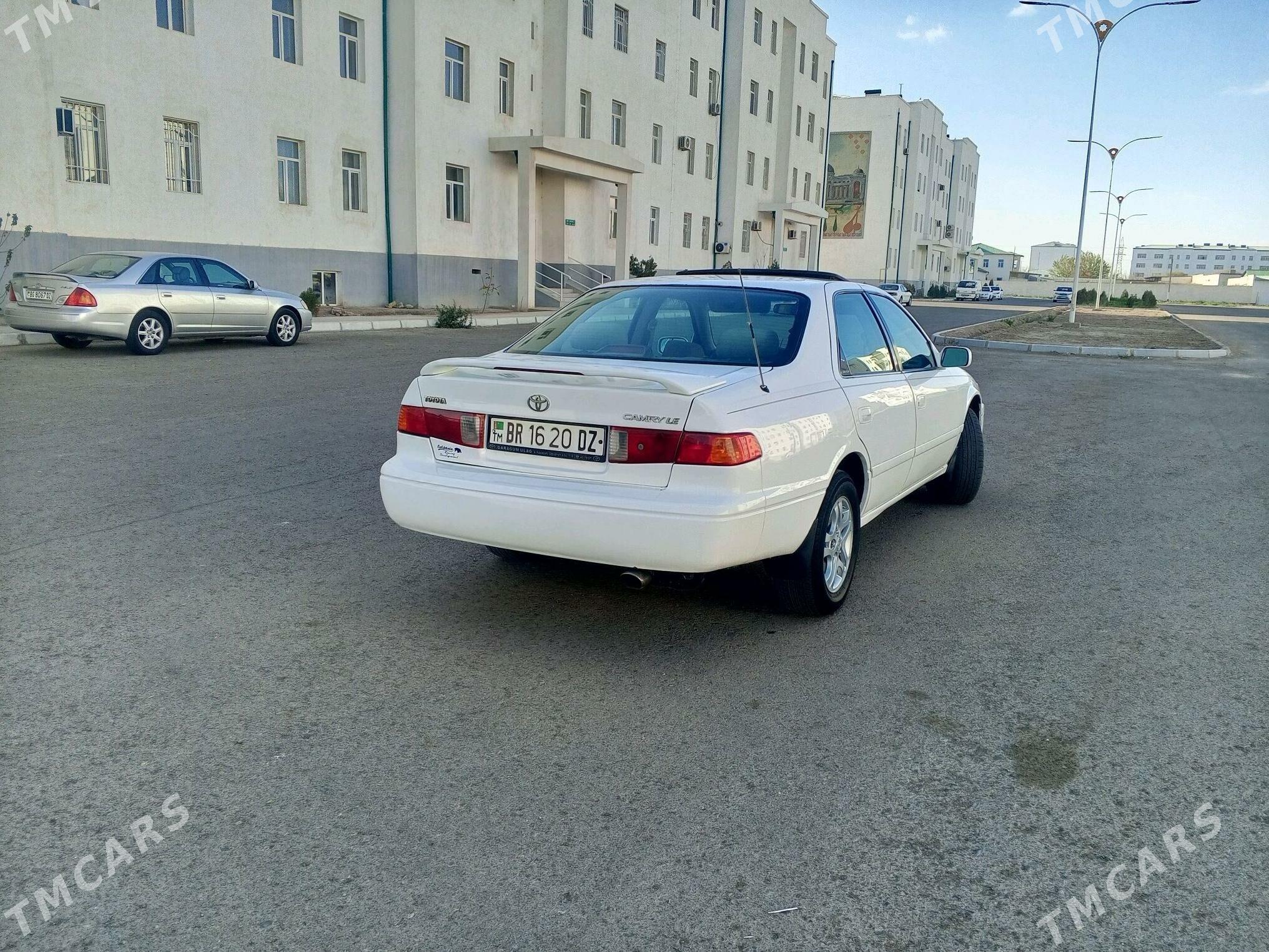 Toyota Camry 2001 - 130 000 TMT - Daşoguz - img 4