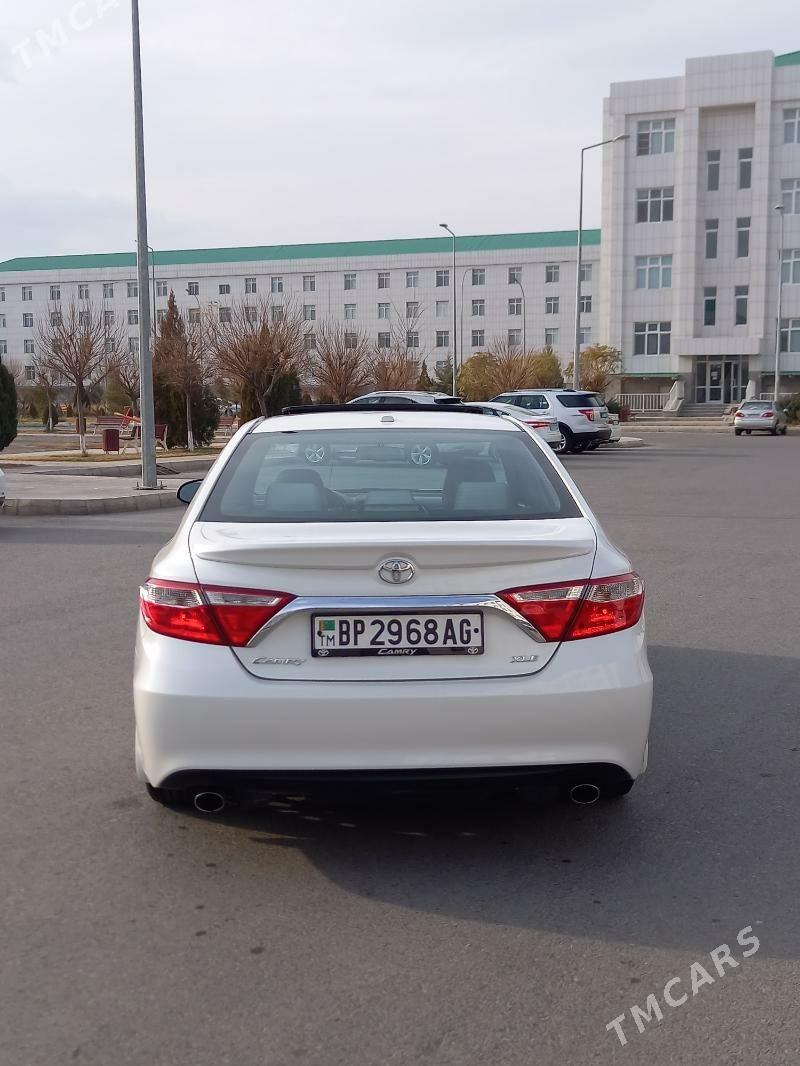 Toyota Camry 2017 - 365 000 TMT - Ашхабад - img 2