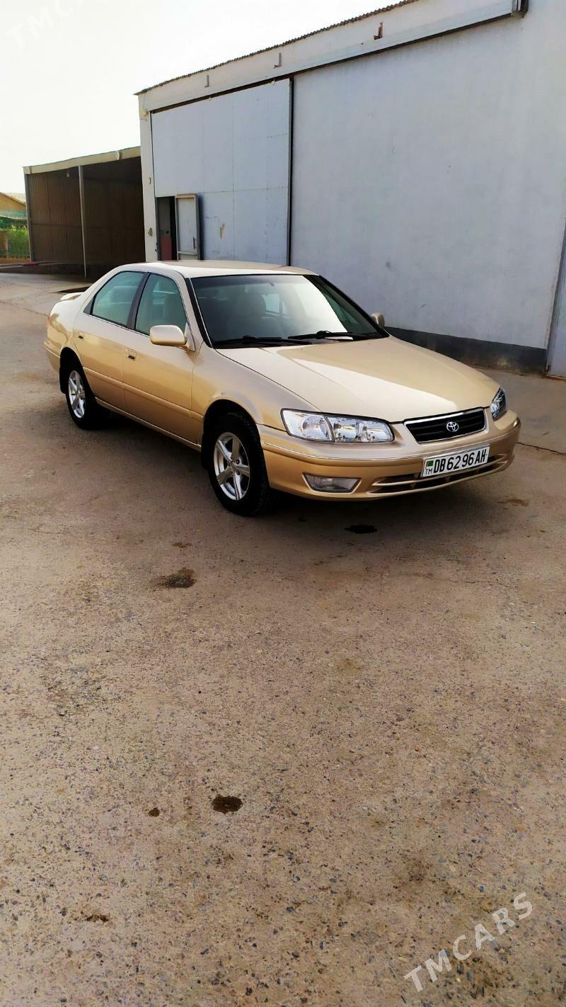 Toyota Camry 2000 - 145 000 TMT - Теджен - img 6
