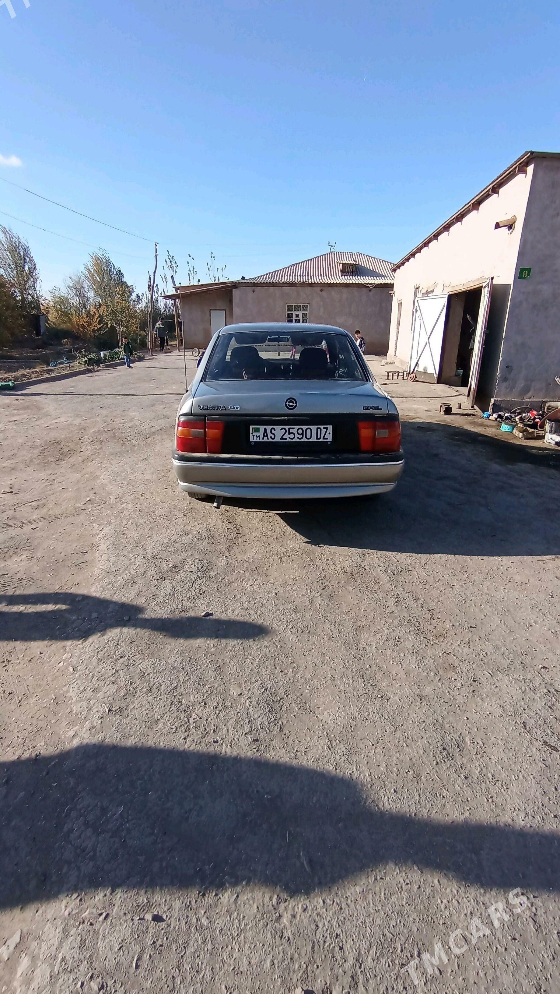 Opel Vectra 1992 - 43 000 TMT - Губадаг - img 3