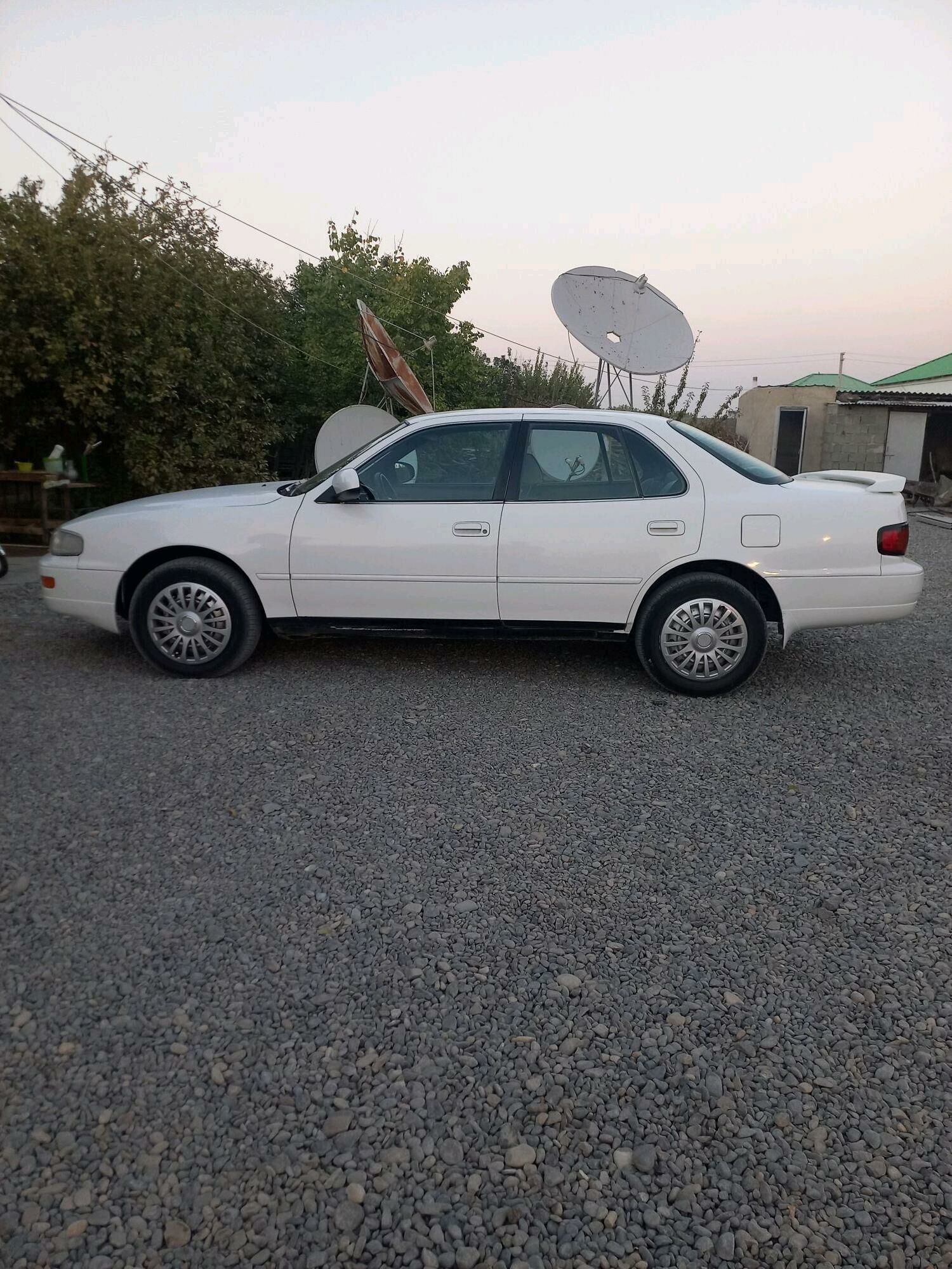 Toyota Camry 1994 - 90 000 TMT - Яшлык - img 3