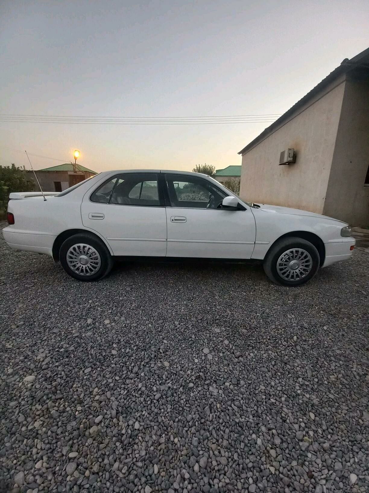 Toyota Camry 1994 - 90 000 TMT - Яшлык - img 4