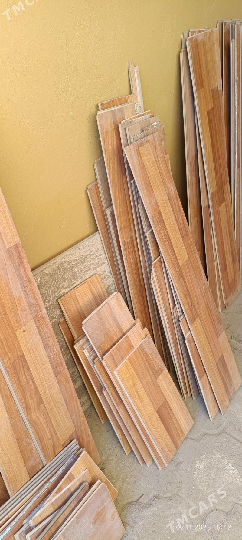 Ламинат использованный. - Türkmenbaşy - img 2