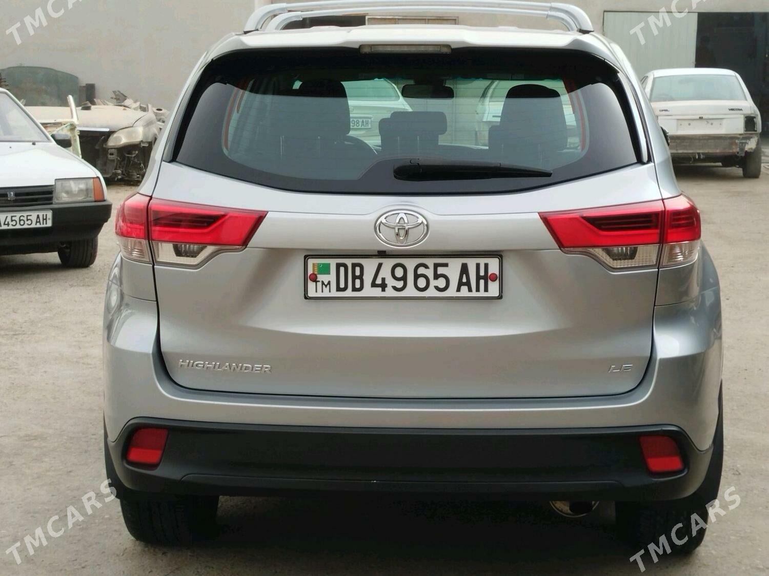 Toyota Highlander 2019 - 500 000 TMT - Babadaýhan - img 1