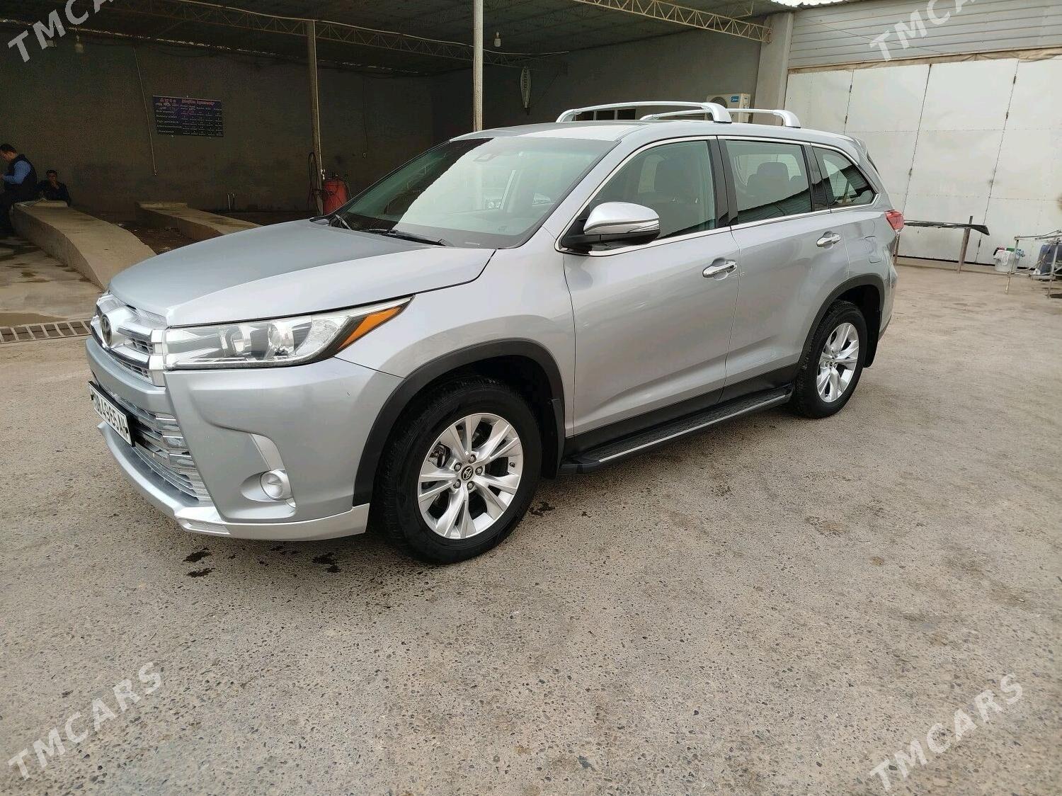 Toyota Highlander 2019 - 500 000 TMT - Babadaýhan - img 4