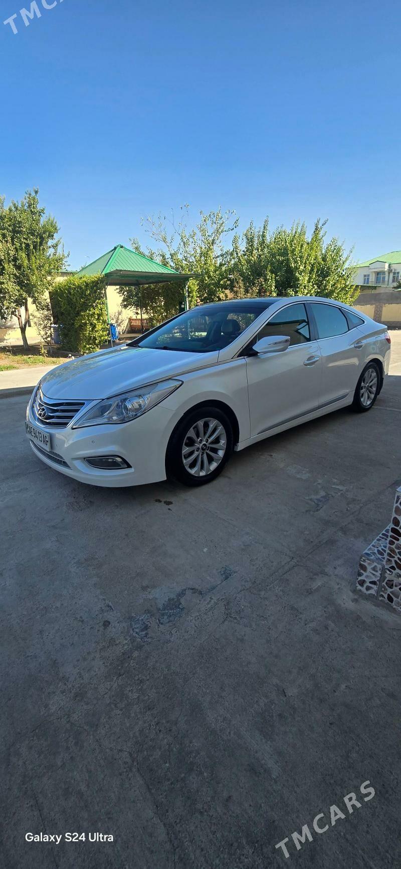 Hyundai Grandeur 2012 - 210 000 TMT - Тязе заман - img 7