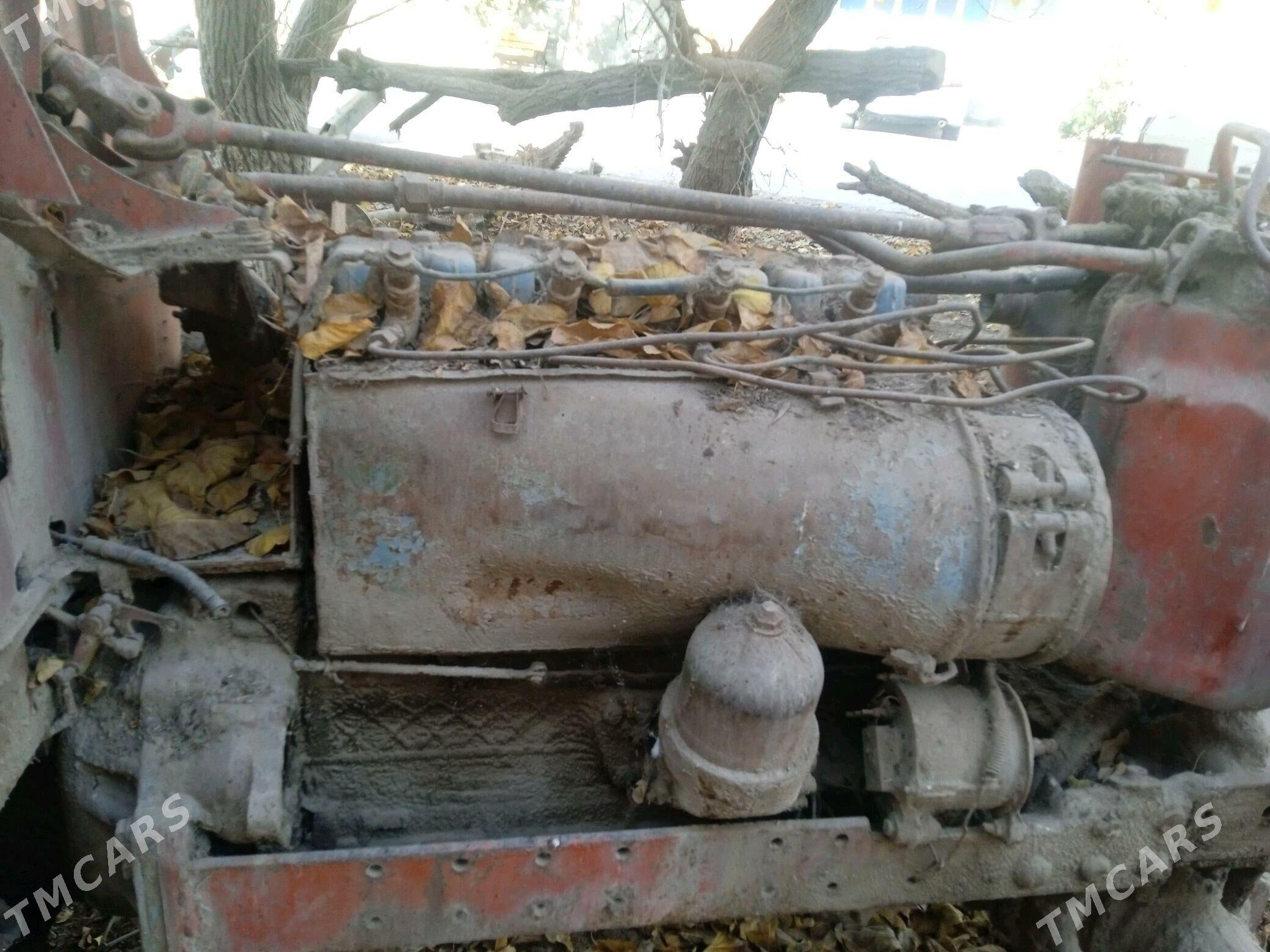 MTZ T-28 1992 - 15 000 TMT - Şabat etr. - img 2