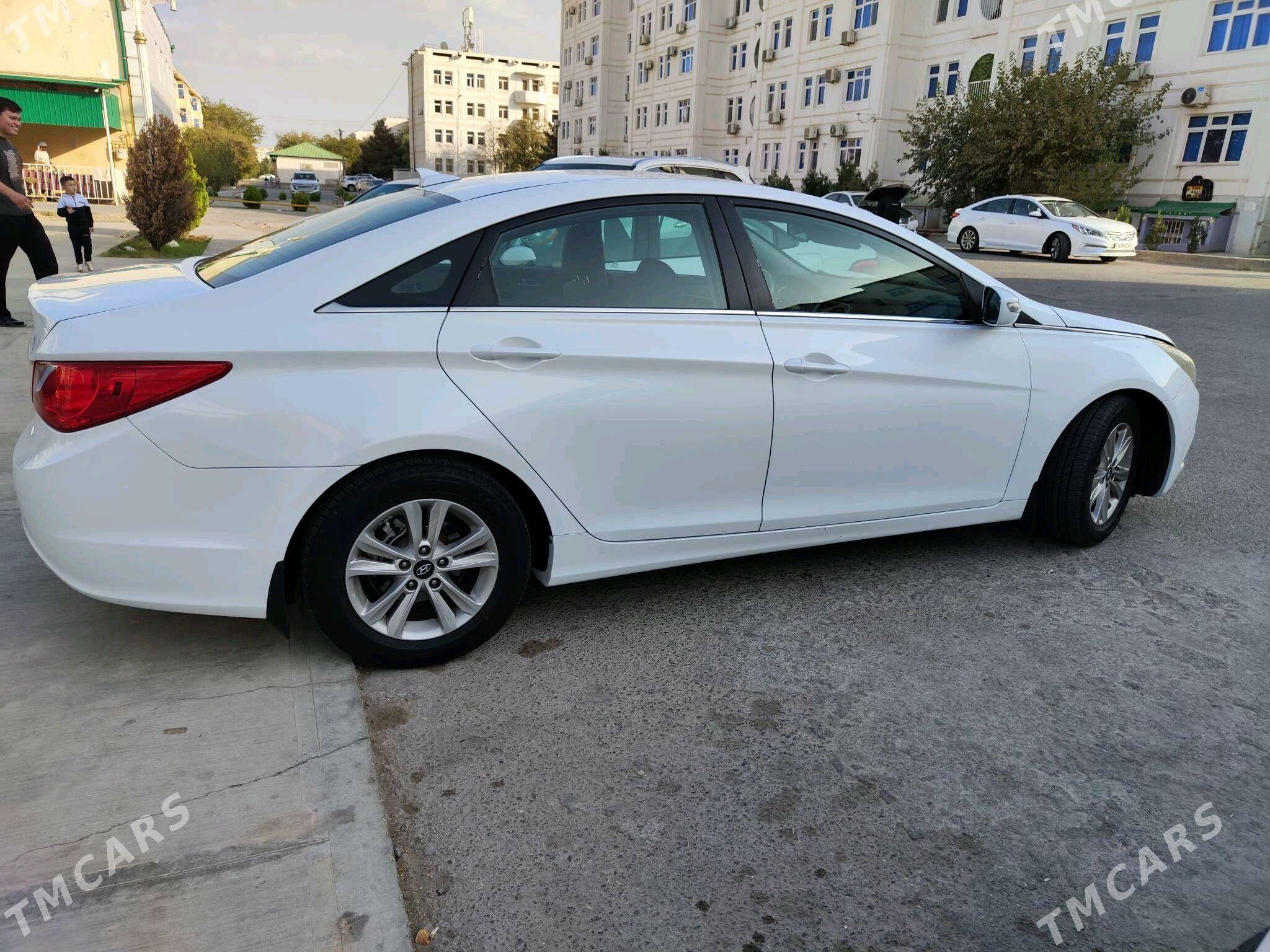 Hyundai Sonata 2012 - 170 000 TMT - Ашхабад - img 4