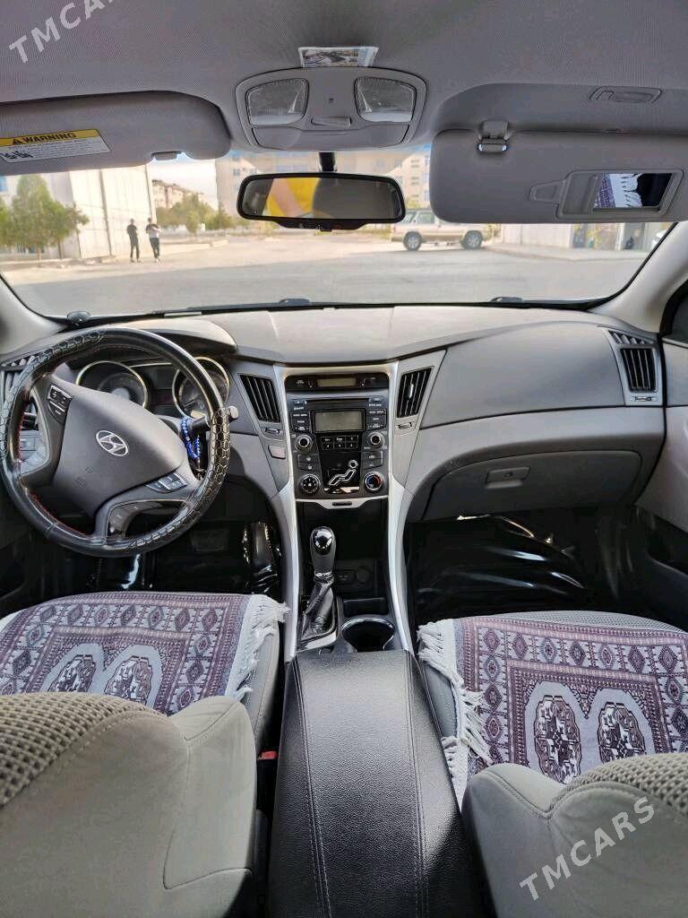 Hyundai Sonata 2012 - 170 000 TMT - Ашхабад - img 9