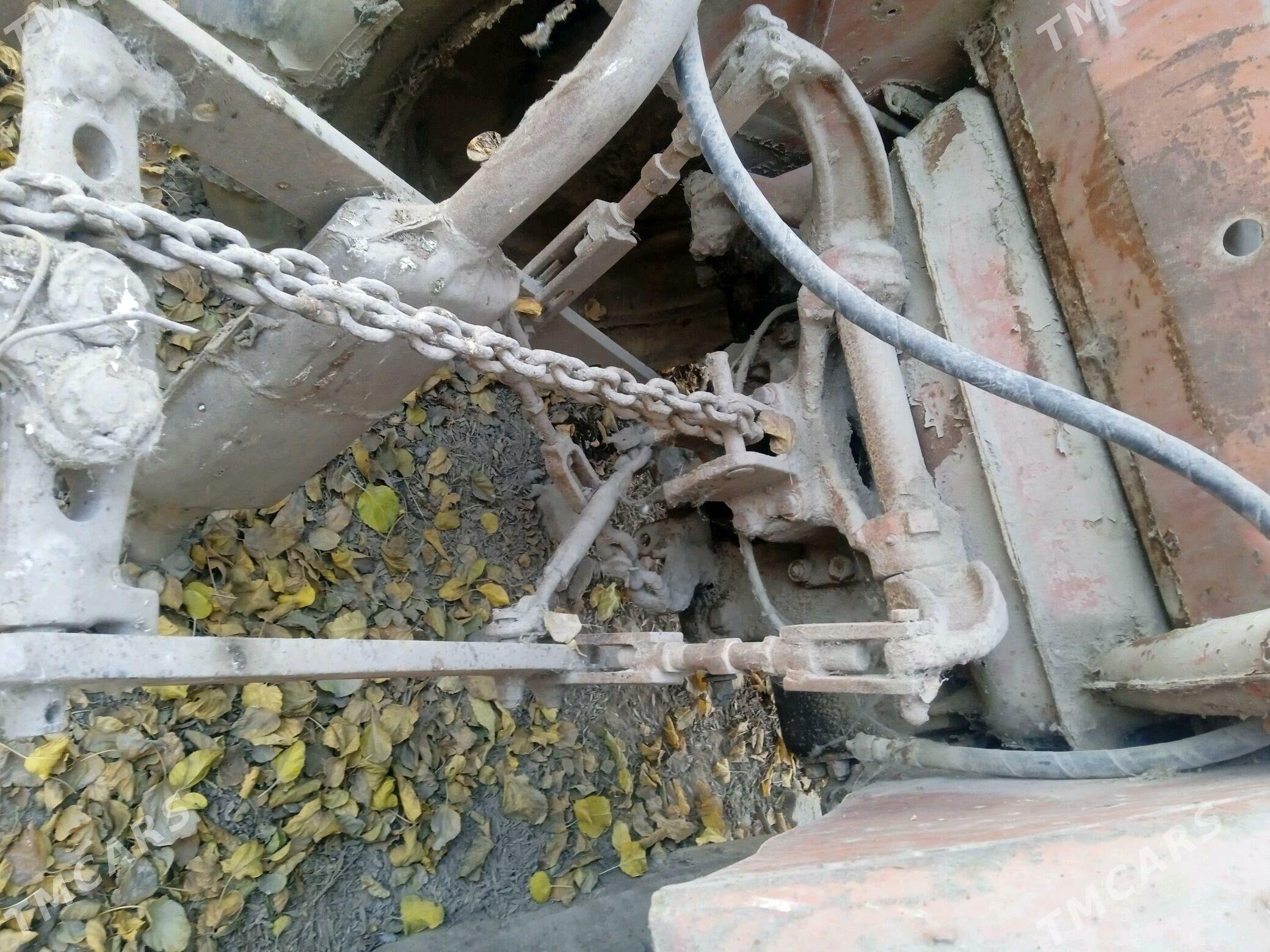 MTZ T-28 1992 - 15 000 TMT - Şabat etr. - img 3