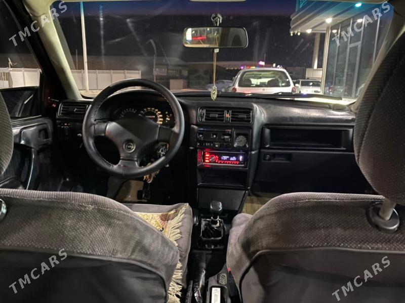 Opel Vectra 1992 - 43 000 TMT - Мары - img 6