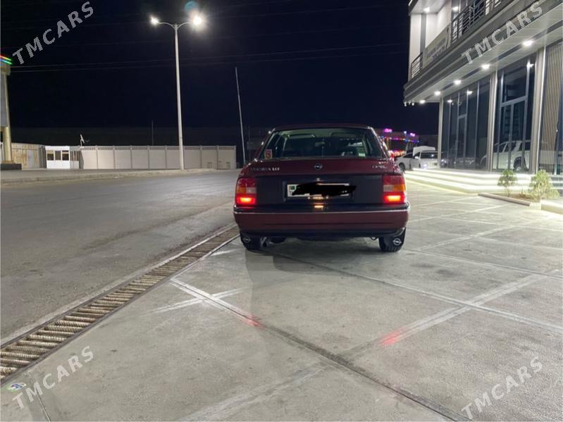 Opel Vectra 1992 - 43 000 TMT - Мары - img 3