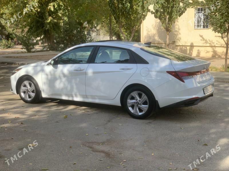 Hyundai Elantra 2022 - 266 000 TMT - Aşgabat - img 3