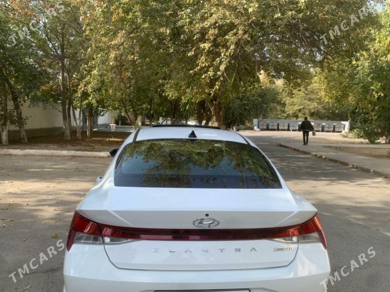 Hyundai Elantra 2022 - 266 000 TMT - Aşgabat - img 4