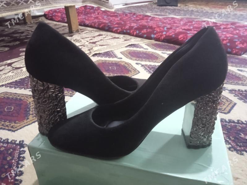 köwuş ženskiy - Mary - img 2