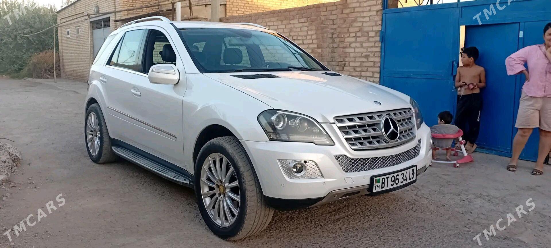 Mercedes-Benz ML350 2009 - 240 000 TMT - Türkmenabat - img 2