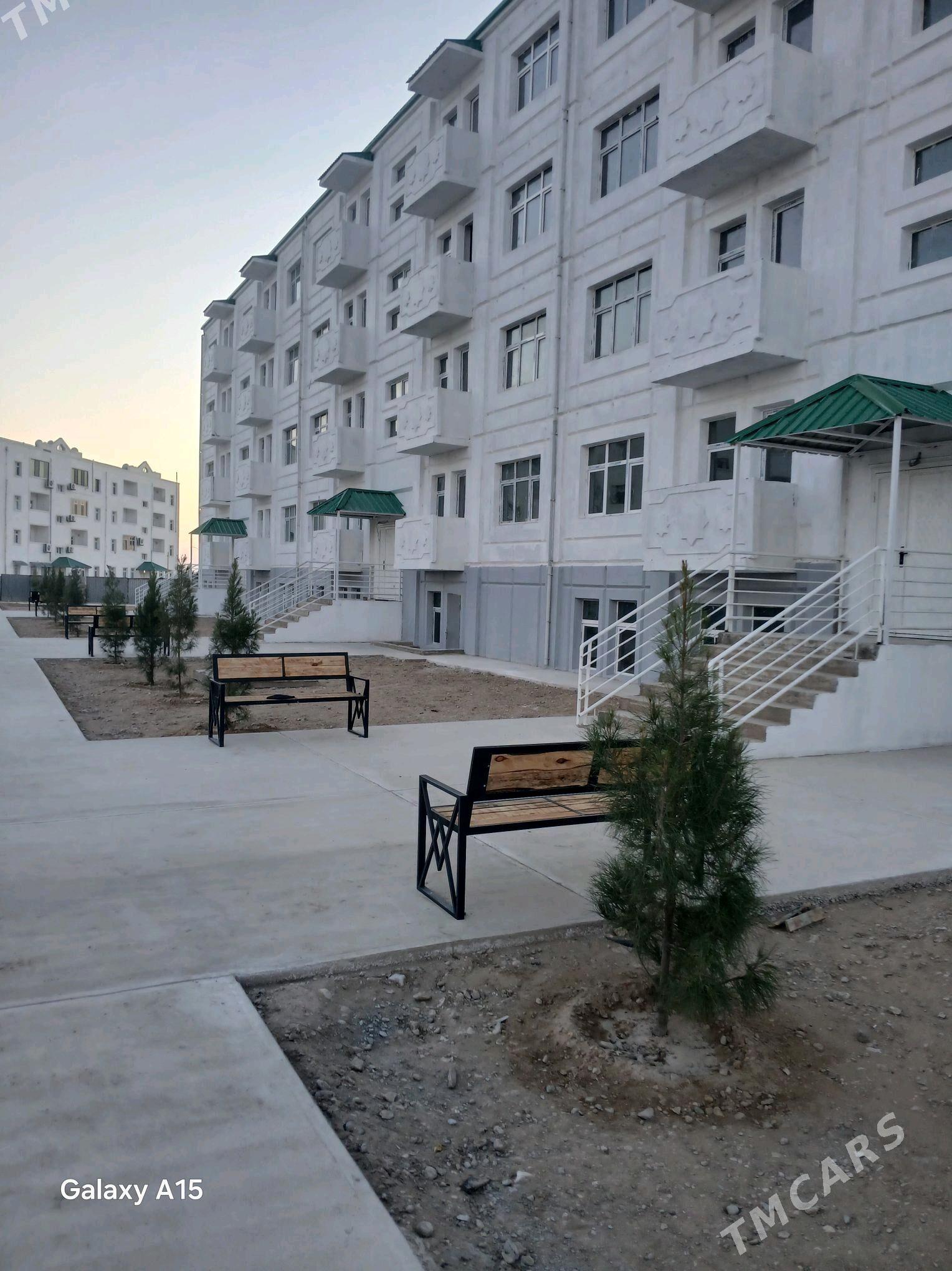 Satlyk jay - Балканабат - img 1