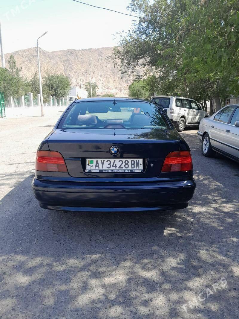 BMW E39 1998 - 105 000 TMT - Туркменбаши - img 2