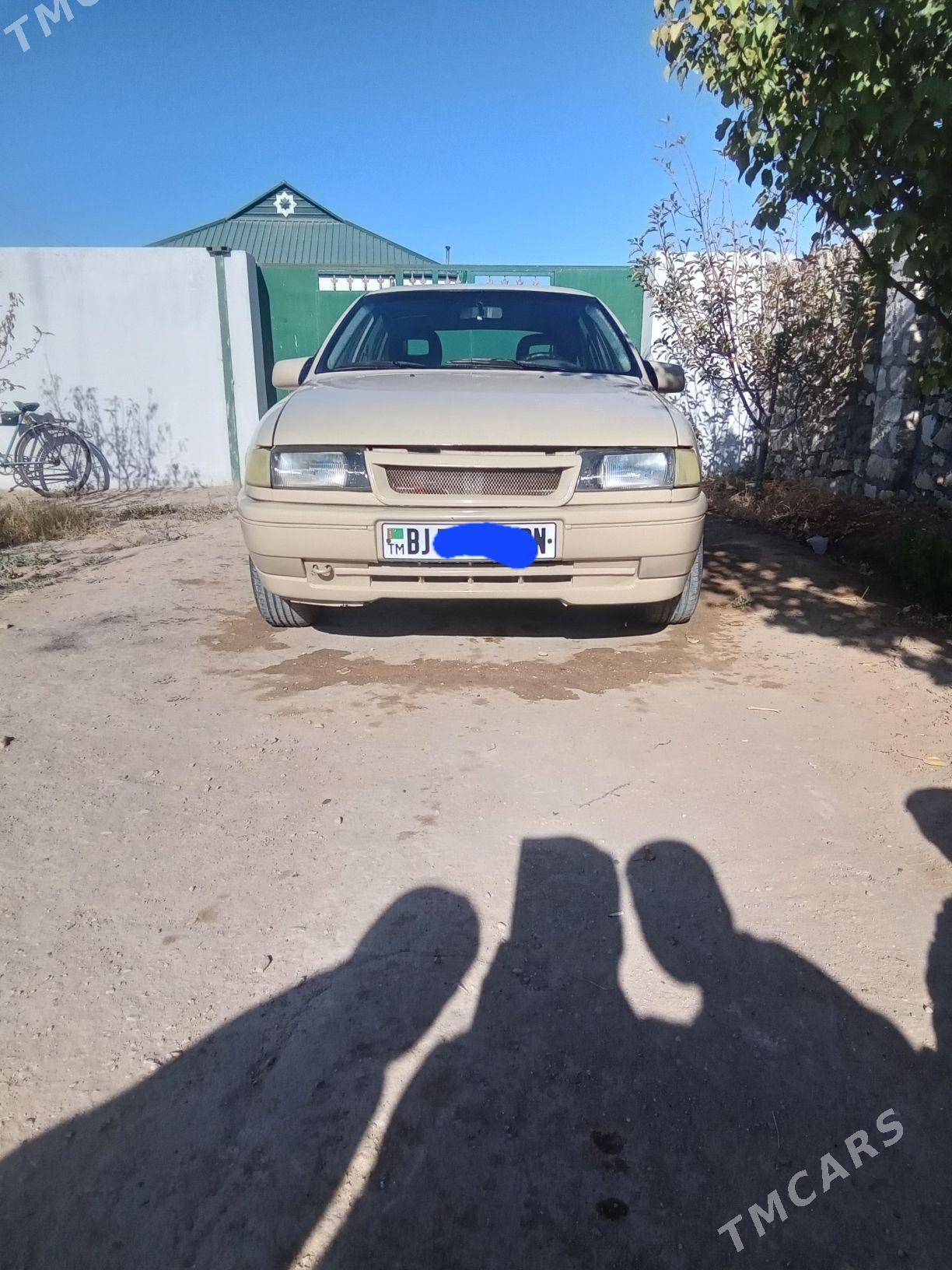 Opel Vectra 1991 - 30 000 TMT - Туркменбаши - img 3