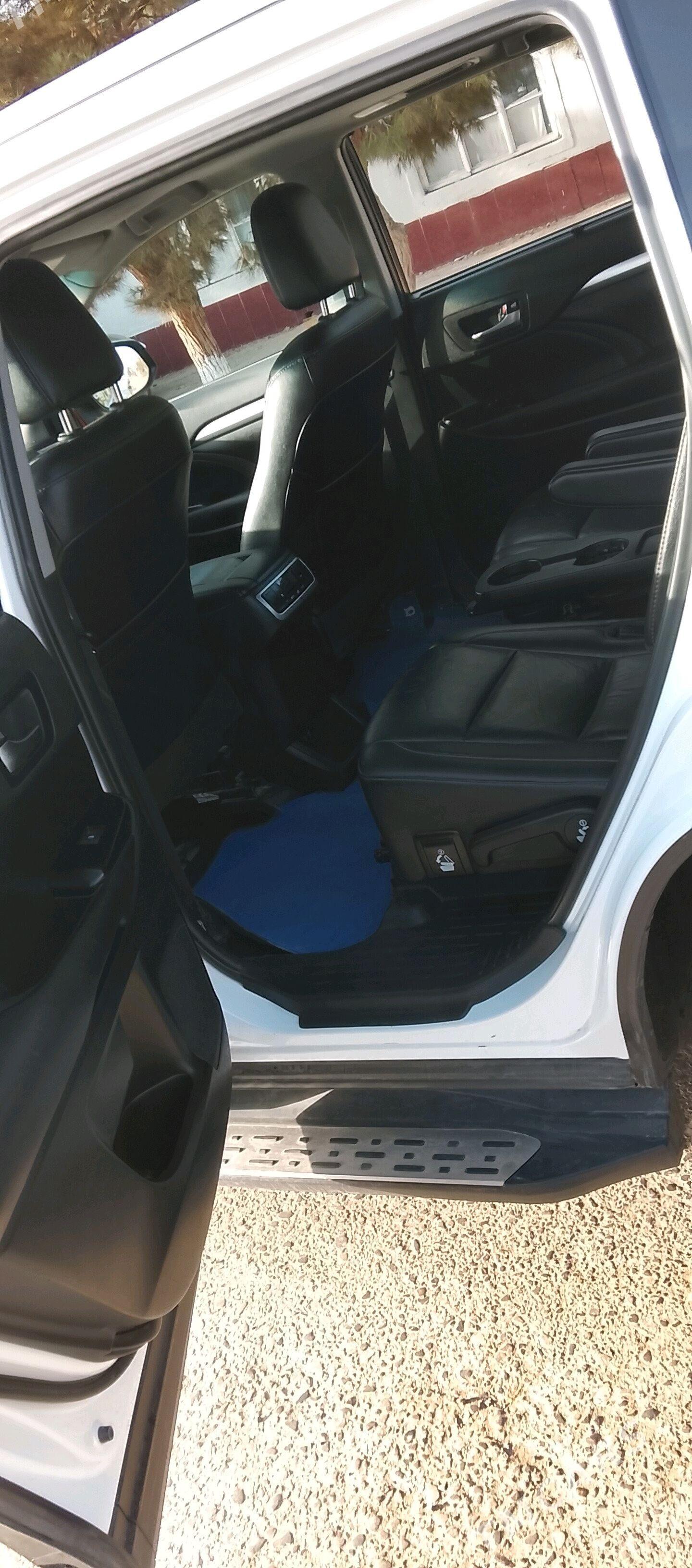 Toyota Highlander 2019 - 480 000 TMT - Çärjew - img 6