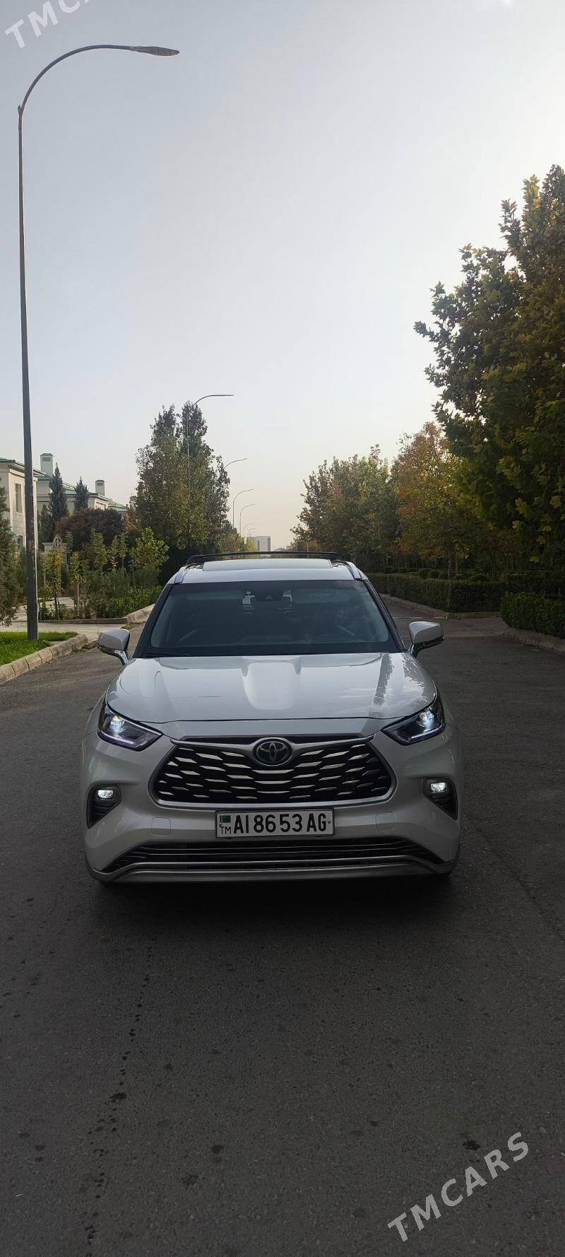 Toyota Highlander 2022 - 520 000 TMT - Aşgabat - img 1
