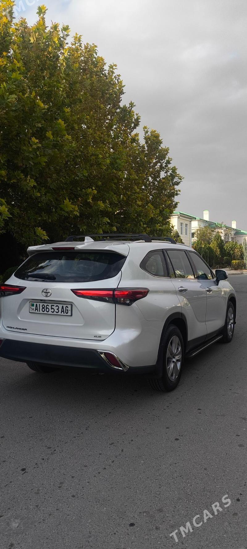 Toyota Highlander 2022 - 520 000 TMT - Aşgabat - img 5