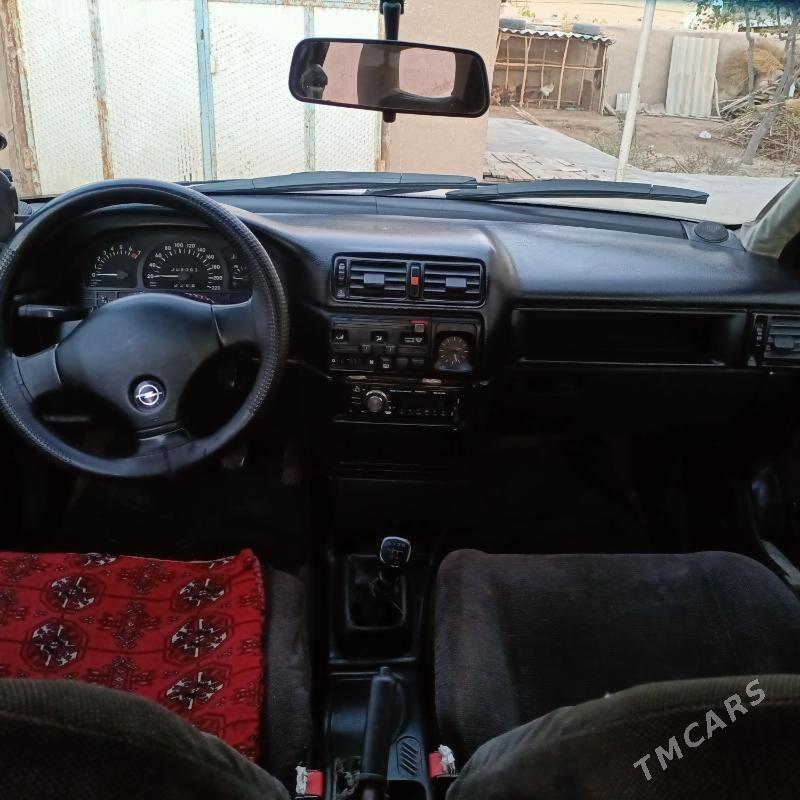 Opel Vectra 1992 - 35 000 TMT - етр. Туркменбаши - img 8